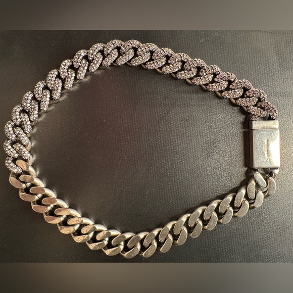 Saint Laurent Ysl Crystal curb chain necklace new unwanted gift . Authentic - Picture 2 of 7